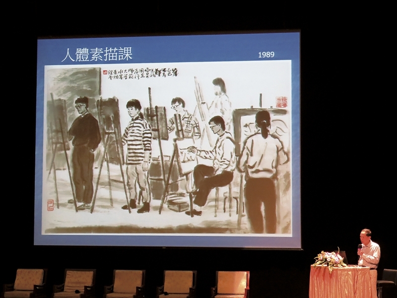 林柏亭強調鄭善禧的重大突破，是用毛筆教人物素描。圖為鄭善禧作〈人體素描課〉。攝影︱張筠
