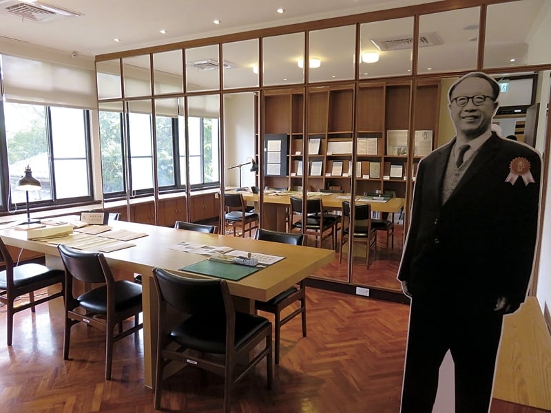 在七所名人故居，書信偶遇。孫運璿科技．人文紀念館展出梁實秋書信。攝影︱張筠