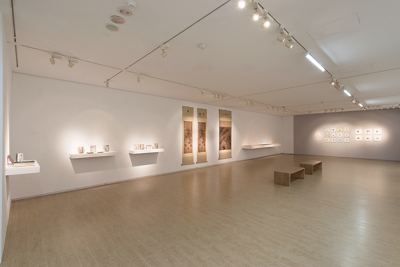 大未來林舍台北畫廊申亮個展「山水也霓虹」現場一景。圖｜大未來林舍畫廊．台北