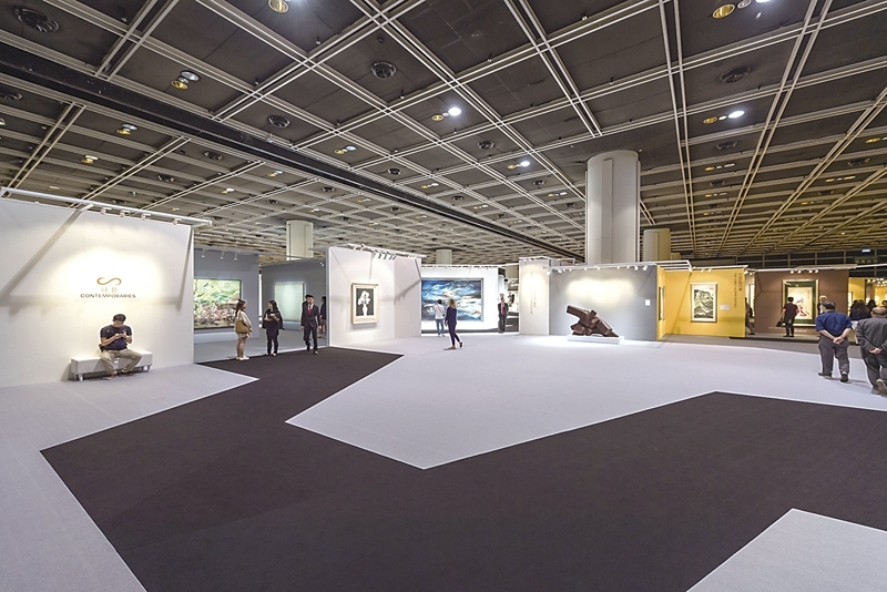 香港會議展覽中心的佳士得預展現場。圖｜佳士得香港