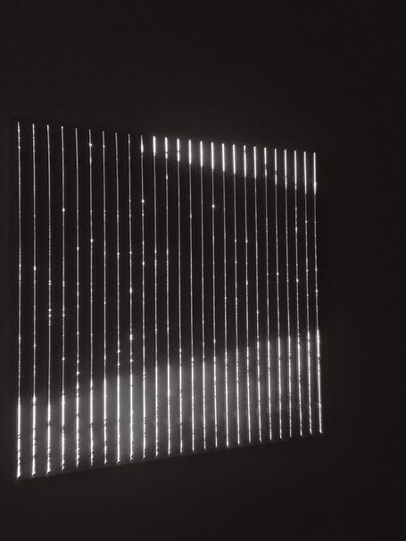 Leo Villareal《Cloud Drawings》.LED.133.4×133.4×7.6 cm.2017。攝影|張馥