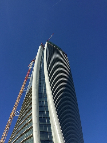 義大利忠利保險公司大樓(Generali Tower) © Zaha Hadid Architects