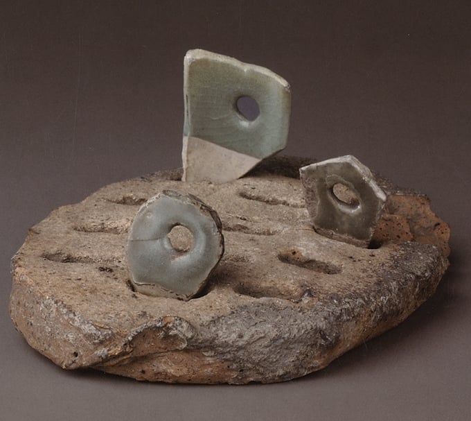 圖3 〈火照〉，2000年河南寶豐清涼寺窯址出土，為測定窯內溫度的工具。圖∣國立故宮博物院Open data平台、本刊資料室