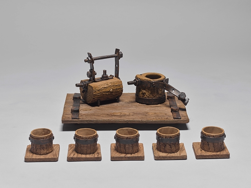 林松本 五行運轉茶具組 工藝類首獎 壺15×8×16cm、茶盤35×24×3.5cm、茶杯5.5×5cm、茶杯墊8×8cm 2017 圖片提供:桃園市政府文化局