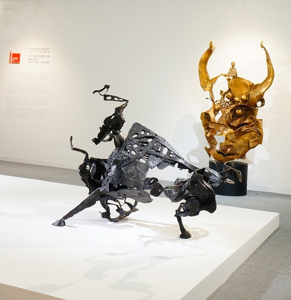 李光裕參加今年威尼斯雙年展的重要作品《鬥牛系列》。