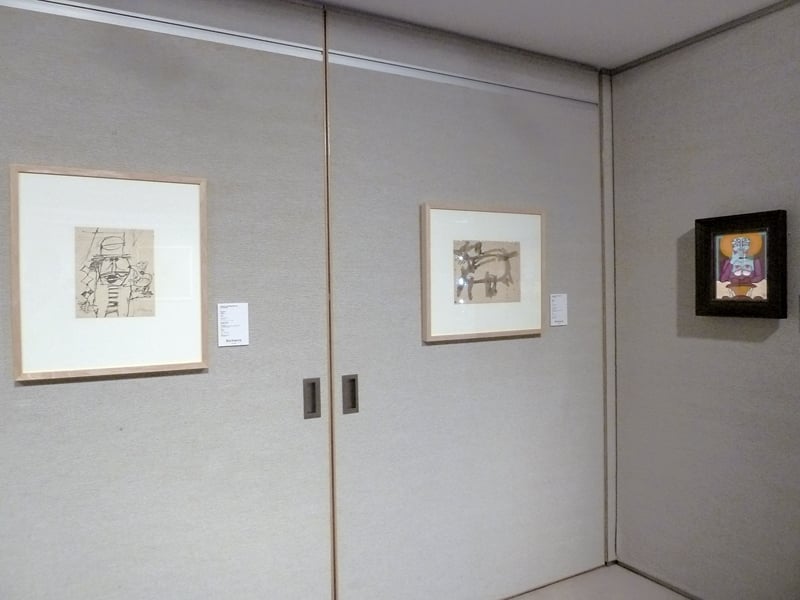 展覽一角的三幅作品均來自於平賀敬,從左至右分別為Lot5《無題》(成交價為1.875萬港元)、Lot4《貓》(成交價為1.5萬港元)和Lot1《男與女》(成交價為6.875萬港元)。攝影|林琬娸