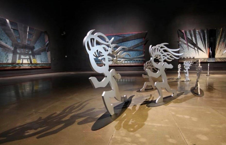 「冷冽中的溫潤——陸先銘個展」於台東美術館展覽現場。圖片提供：簡秀枝
