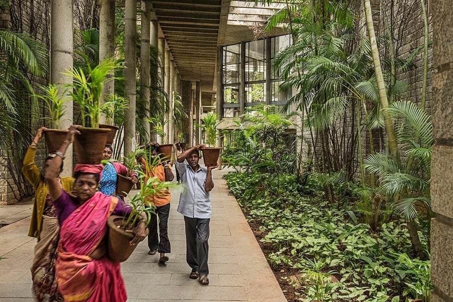 多西（Balkrishna Doshi）的作品《Indian Institute of Management》。（VSF、普立茲克建築獎提供）