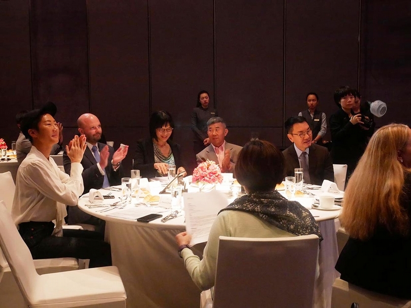 「台北當代藝術博覽會」發布記者會,現場包括孫怡、曾文泉、孫啟越等藏家均出席表達支持。(攝影/張玉音)