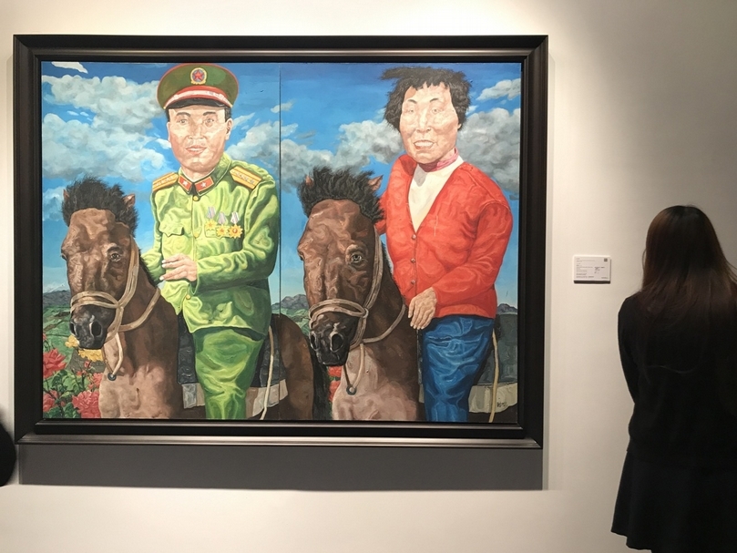 劉煒的經典代表《革命家庭系列:雲遊時光》在2018香港蘇富比春拍中,含佣以3,558萬港元成交,創下個人拍賣紀錄第二位。(攝影/陳意華)
