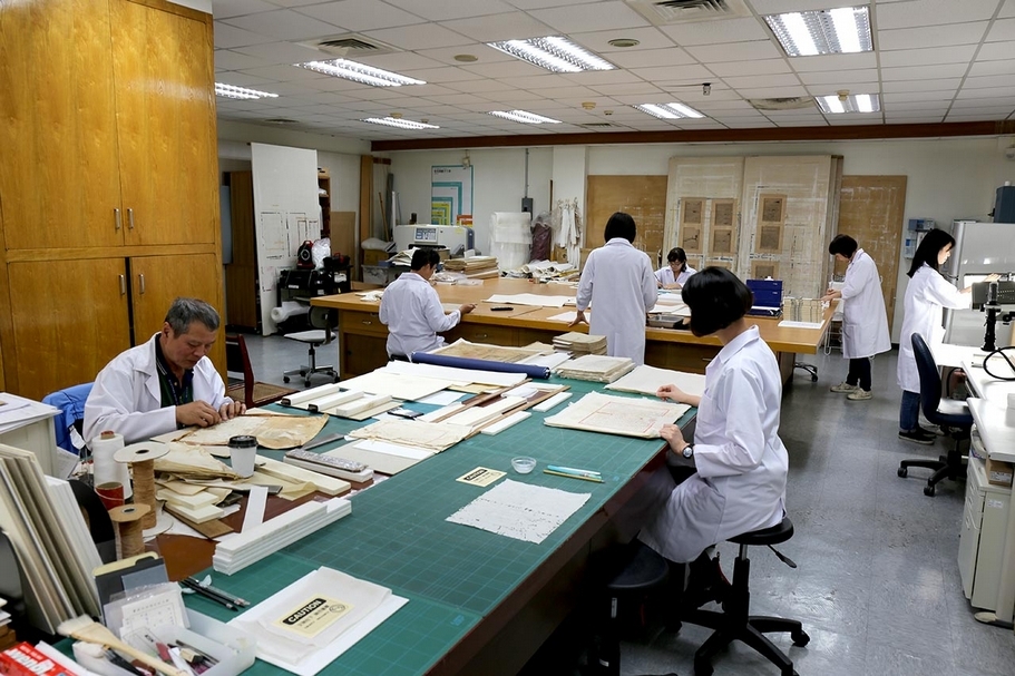 國立故宮博物院北部院區修復工作照。（國立故宮博物院提供）