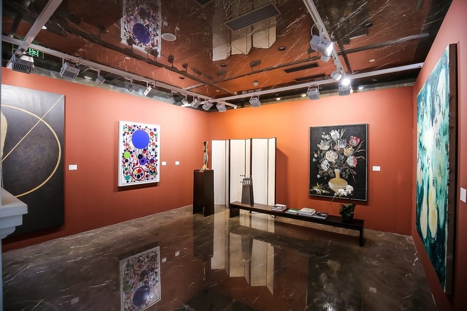 JINGART藝博會現場，豪瑟沃斯畫廊（Hauser & Wirth Gallery）展位一景。（JINGART提供）