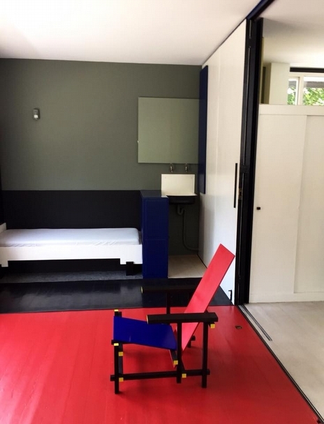 里特費爾德之施洛德住宅（Rietveld Schröeder House）內部陳設。（簡秀枝提供）