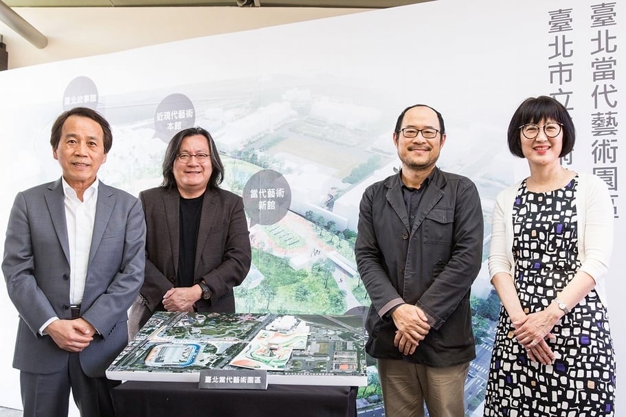 「台北當代藝術園區」市府規劃團隊，左起： 台北市林欽榮副市長、都發局林洲民局長、文化局鍾永豐局長、北美館林平館長。（攝影／陳泳任，台北市立美術館提供）