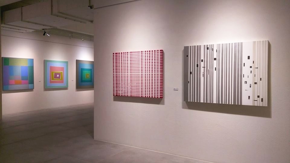 胡坤榮、蔡志榮的作品於耘非凡美術館展出現場。(采泥藝術提供)
