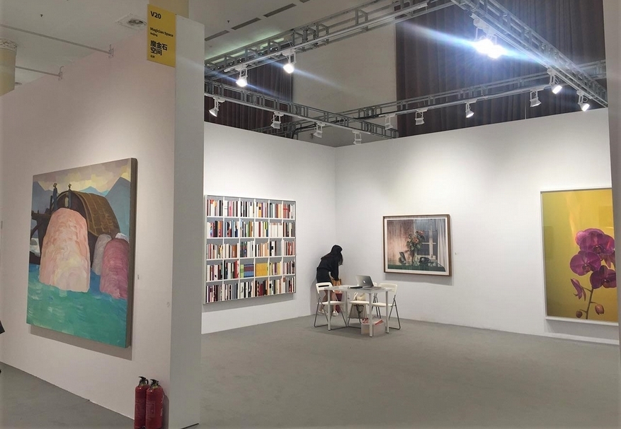 魔金石空間於「北京當代．藝術展」展出現場。（攝影／萬永婷）