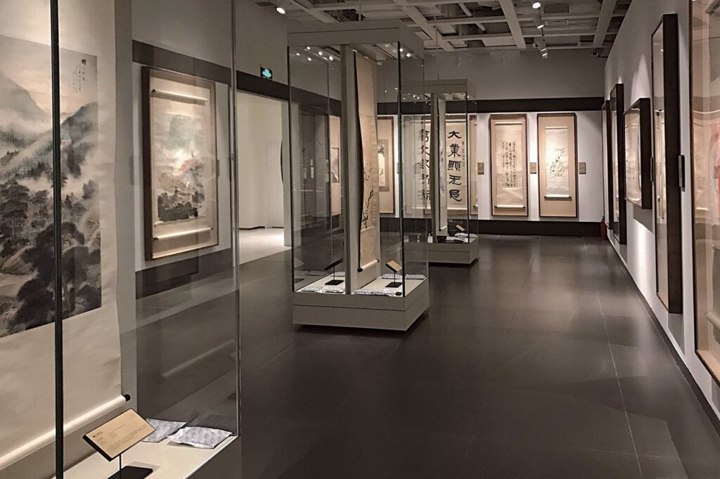 蘇寧藝術博物館「海派」展廳。攝影/韓長君。