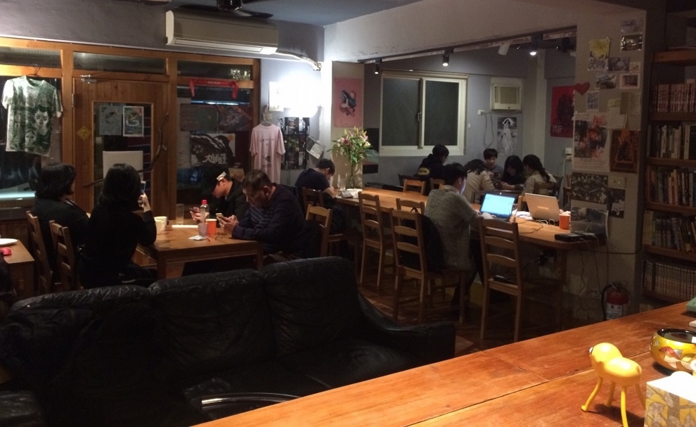 咖啡店的日常，是維持半路作為咖啡店運作的根本。（半路咖啡提供）