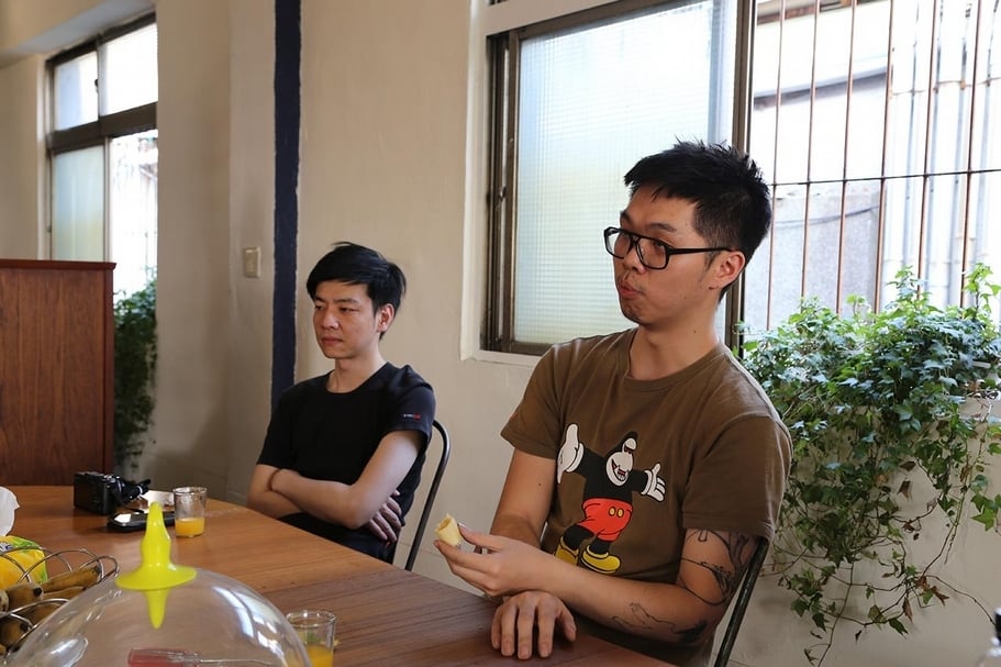 空場成立初期由朱駿騰（右）擔任首任負責人、王璽安（左）擔任營運總監。（空場提供）