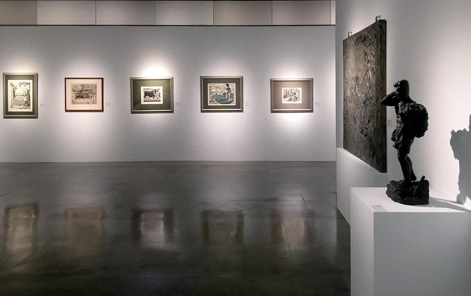 「豐年．農村．宜蘭人——藍蔭鼎與楊英風雙個展」展覽現場。（宜蘭美術館提供）