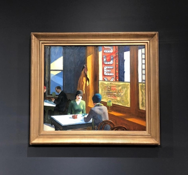 愛德華．霍普（Edward Hopper）1929年的《中餐廳（雜碎）》（Chop Suey），簽署 「Edward Hopper」 ，32x38in（81.3 x 96.5cm），拍前估價：7,000萬至1億美元，今晚成交額：9,187萬美元。（佳士得提供）