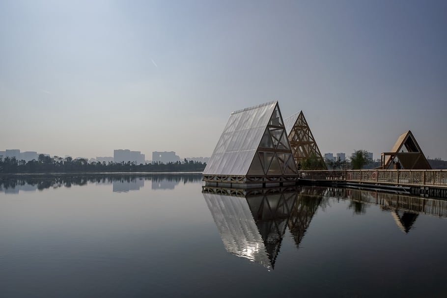 昆勒．阿德耶米／NLÉ建築事務所, 「MFS IIIx3 –岷江漂浮系統」，2018，效果圖(東南)。（藝術家提供，© NLÉ建築事務所）
