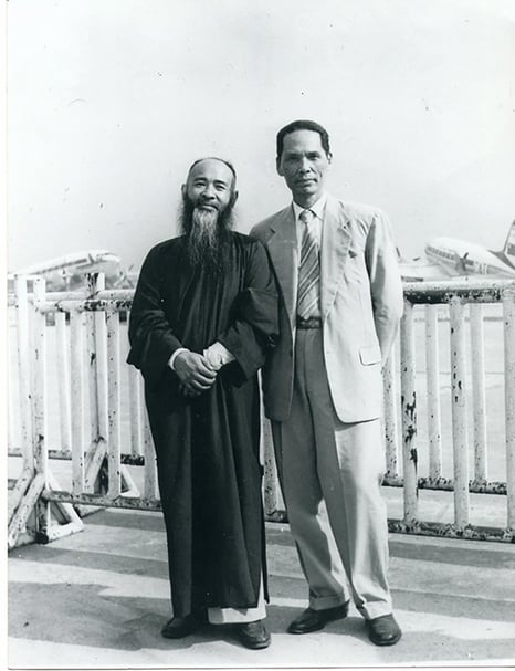 張大千與黃君璧二位大師合影（從雲軒畫廊展視中心提供）