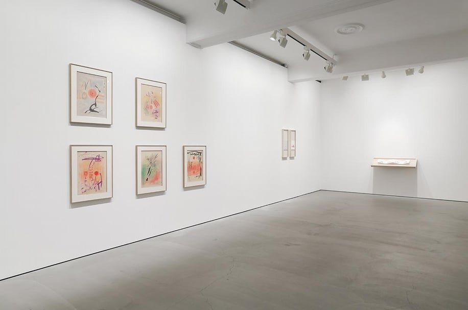 「李元佳與年輕藝術家」1F空間展覽現場。（亞紀畫廊提供）
