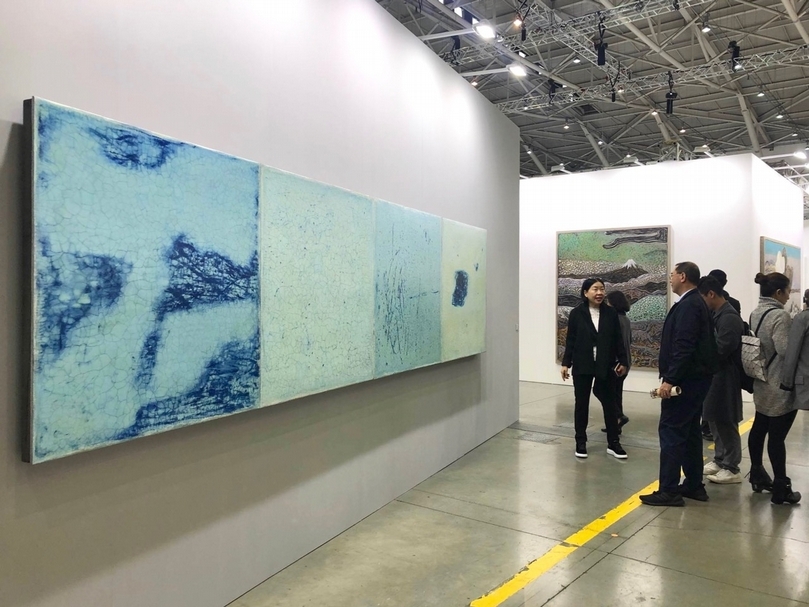 耿畫廊展位一景。（本刊資料室）