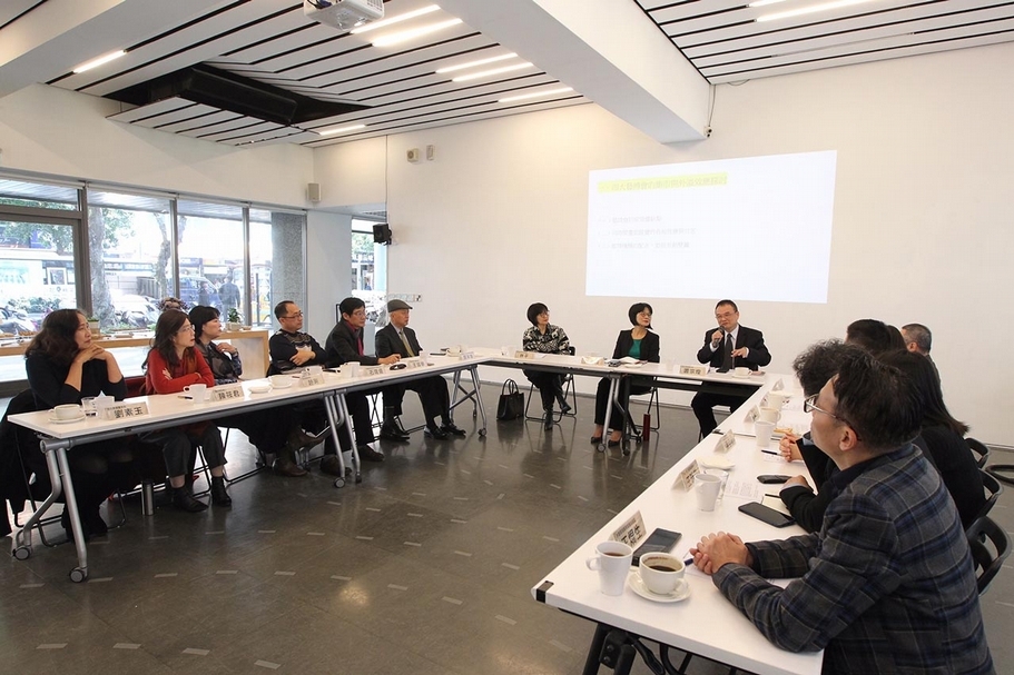 「台灣藝術產業的復甦之路」系列講座之二座談會現場。（攝影／陳俊松 ）