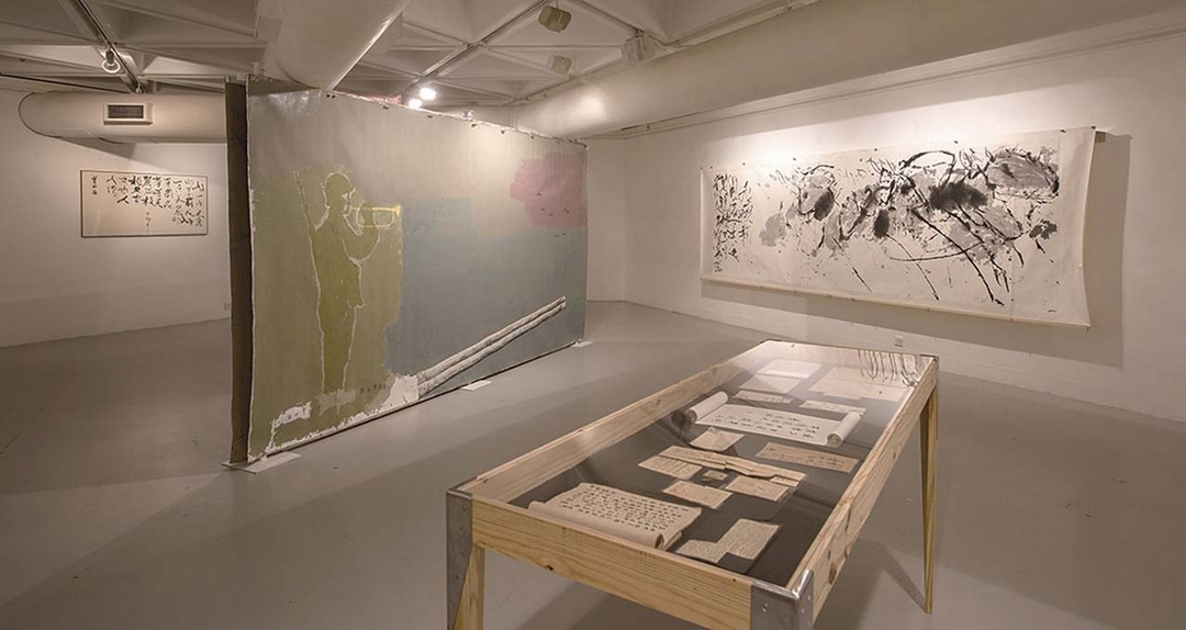 2015年香港藝術中心「入勝：葉世強書畫，葉偉立涉事」展覽一景。（攝影／Kitmin Lee）