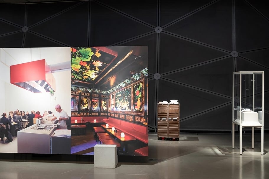 「楊俊：藝術家、作品、展覽」（Jun Yang: The Artist, the Work and the Exhibition）展覽現場。（Photo: Universalmuseum Joanneum/N. Lackner）