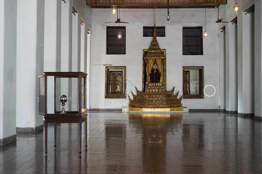 泰國藝術家尼潘．歐拉尼維斯納（Nipan Oranniwesna）的作品展出現場。（Photograph courtesy of Tanatchai Bandasak）