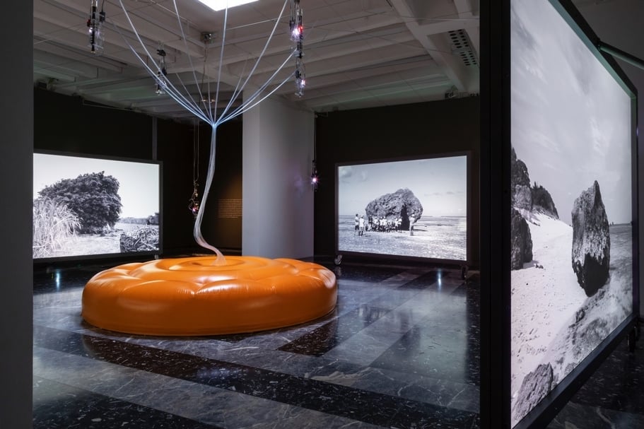 日本館「宇宙的卵」（Cosmo-Eggs）展覽現場。（© Japan Pavilion, Photo by ArchiBlMing）