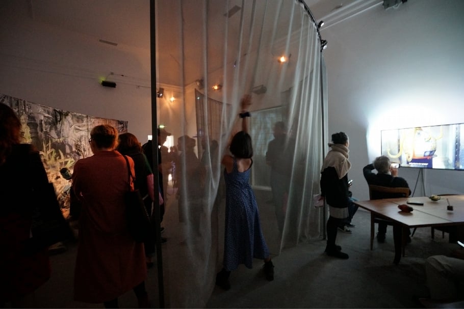 綠園城堡國家館展區最受歡迎的法國館，展出藝術家洛爾．普魯沃（Laure Prouvost）。（攝影／林怡秀）