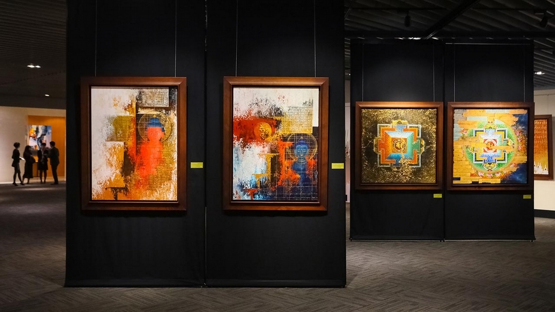訶莎．卡瑪個展「行雲鎏光」（Lingering in Gold）展覽現場。（丹之寶藝廊提供）
