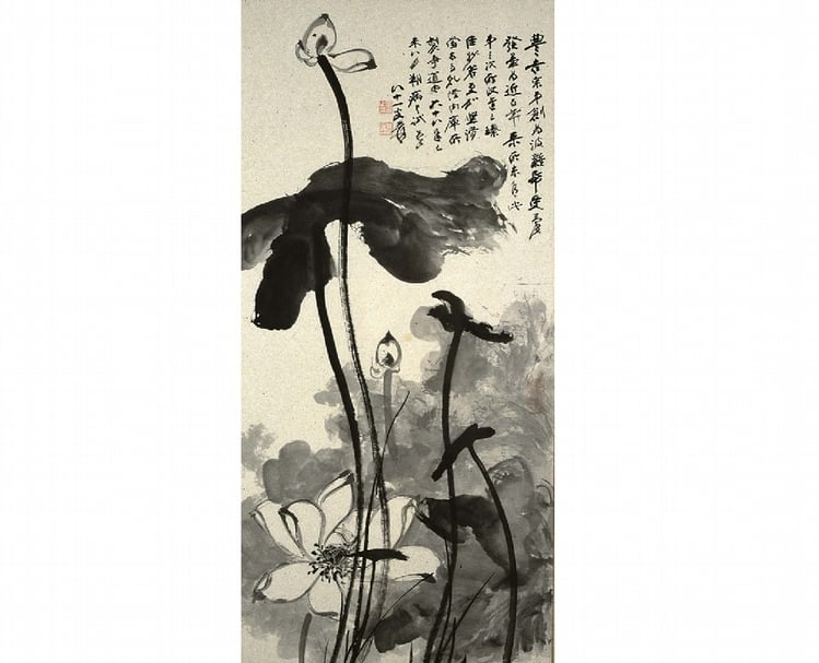 張大千1979年用鳳梨紙作〈仿徐青藤墨荷〉。圖／何炎泉。