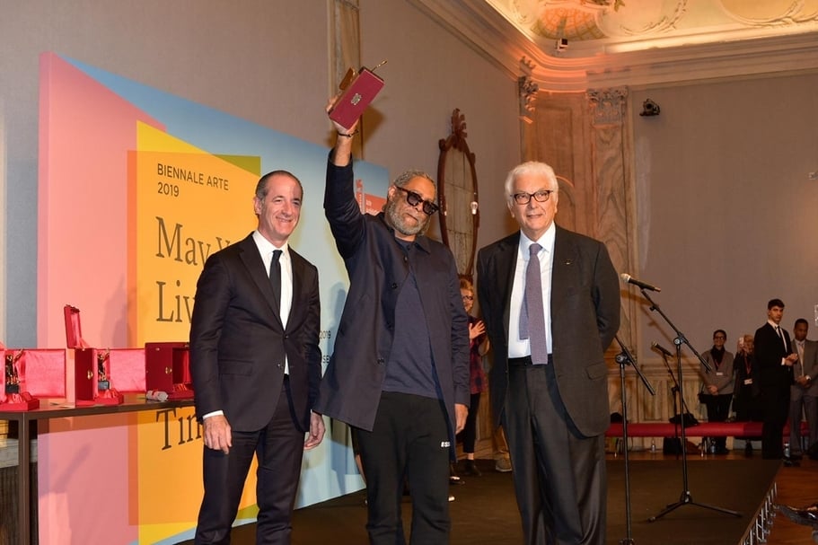 亞瑟．賈法（Arthur Jafa）獲選為第58屆威尼斯雙年展金獅獎最佳藝術家。（© La Biennale di Venezia）