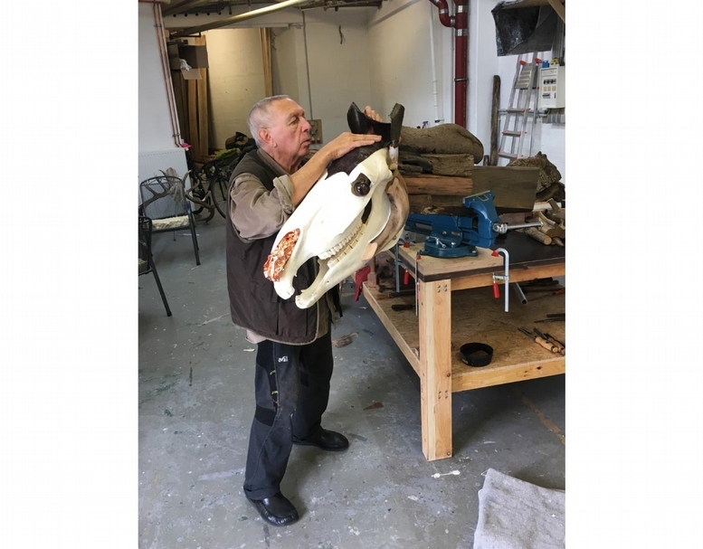 吉米．達勒姆（Jimmie Durham）獲頒第58屆威尼斯雙年展終生成就獎。（Photo by William Nicholson，© La Biennale di Venezia）