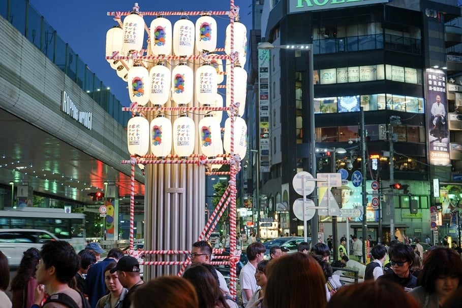 第十屆六本木藝術之夜已成為每年初夏最令人引頸期待的藝術盛會。（莊志維提供）