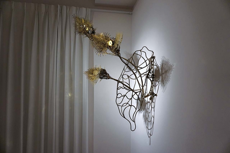 原於國美館「崔旴嵐:靈魂機械鍊金術」中展出的作品,也成為X夫婦的收藏。(攝影/林亞偉)