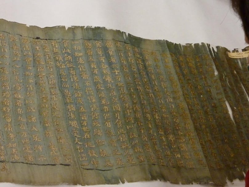 創立於1792年的法國國家圖書館典藏，此為伯希和從敦煌藏經洞帶回法國的敦煌手卷。（陸仲雁提供）