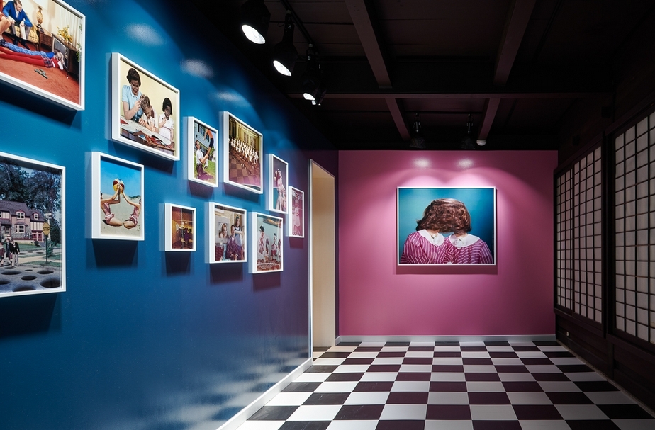 於嶋台藝廊舉辦的洛妮卡・根希茲卡（Weronika Gęsicka）個展「What a Wonderful World」。（©️ Takeshi Asano - KYOTOGRAPHIE2019）