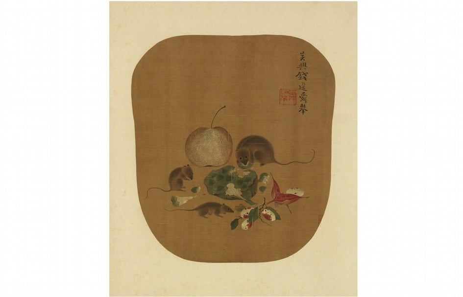 宋代錢選〈蓮實三鼠〉,28.2×24.3公分。(國立故宮博物院提供)