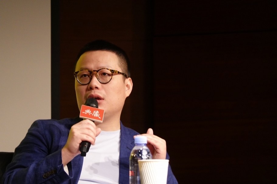 卓納畫廊（David Zwirner Gallery）亞洲區藝術總監許宇於「立足亞洲，談歐美亞藝術版圖現況與佈局：國際藝術趨勢觀察對談會」現場。（攝影／邱惠鈺）