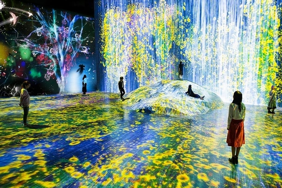 teamLab於東京台場展示現場。（MORI Building DIGITAL ART MUSEUM: EPSON teamLab Borderless提供）