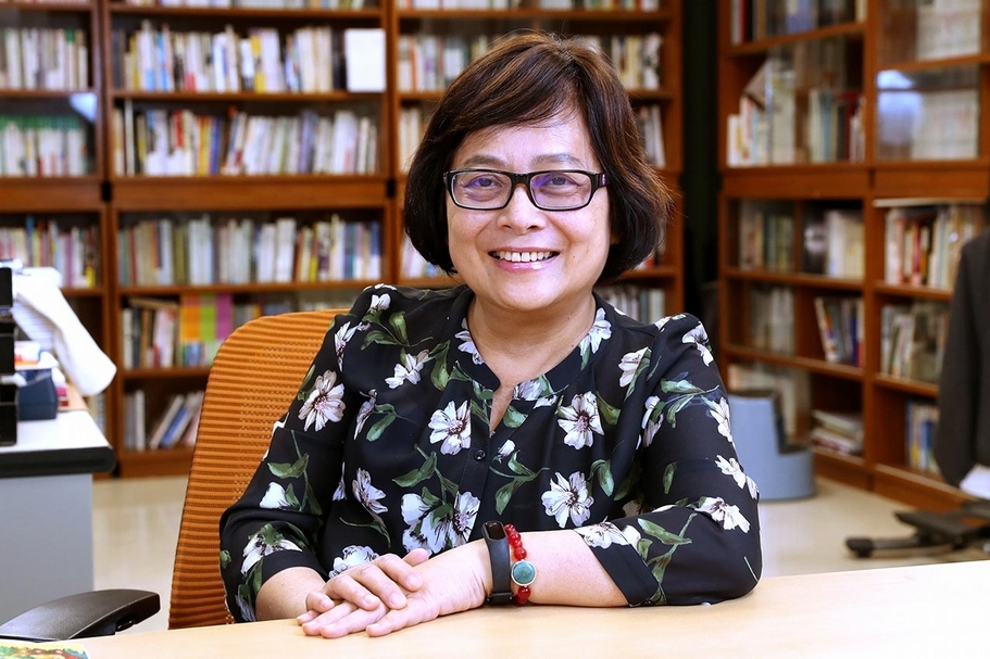現任社長兼總編輯的封德屏。（台北市文化局提供）
