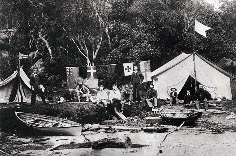 雪梨灣的「藝術家營隊」（Artists’ Camps），攝於1890年代。（©Mosman Council Library）