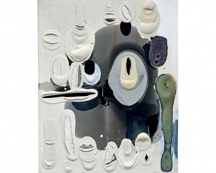 松谷武判《作品 65-K》，綜合媒材、畫布，164×132 cm，1965。（保利香港提供）