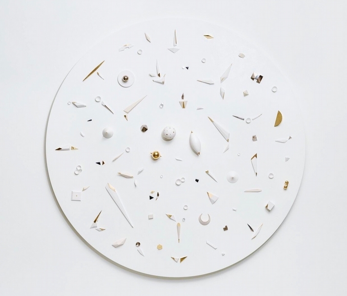 養心空間推出五位藝術家作品，此為藝術家黃莛㭹的作品《殞落卻發光的殘星》。（養心空間提供）